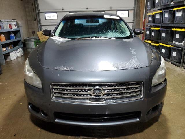 1N4AA5AP3AC824879 - 2010 NISSAN MAXIMA S GRAY photo 5