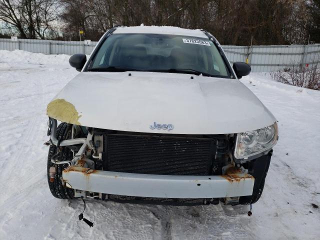 1J4NF4FBXBD154709 - 2011 JEEP COMPASS WHITE photo 5