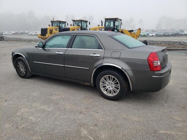 2C3CA5CV8AH241613 - 2010 CHRYSLER 300 TOURING GRAY photo 2