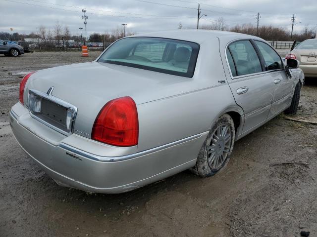 1LNHM82V37Y629757 - 2007 LINCOLN TOWN CAR S SILVER photo 3