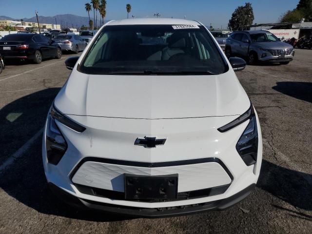 1G1FX6S04P4161503 - 2023 CHEVROLET BOLT EV 2LT WHITE photo 5