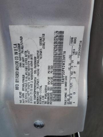 1FAFP33P92W226916 - 2002 FORD FOCUS LX SILVER photo 12