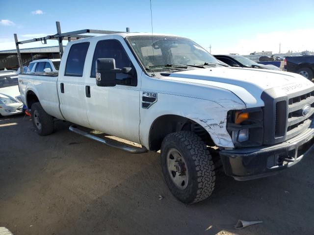 1FTWW31578EB26195 - 2008 FORD F350 SRW SUPER DUTY WHITE photo 4