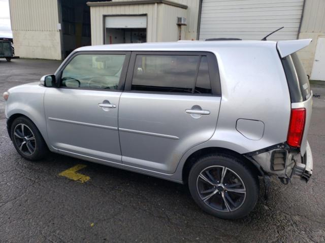 JTLKE50E381038061 - 2008 TOYOTA SCION XB SILVER photo 2