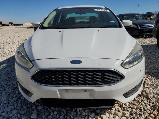 1FADP3FE3JL223124 - 2018 FORD FOCUS SE WHITE photo 5