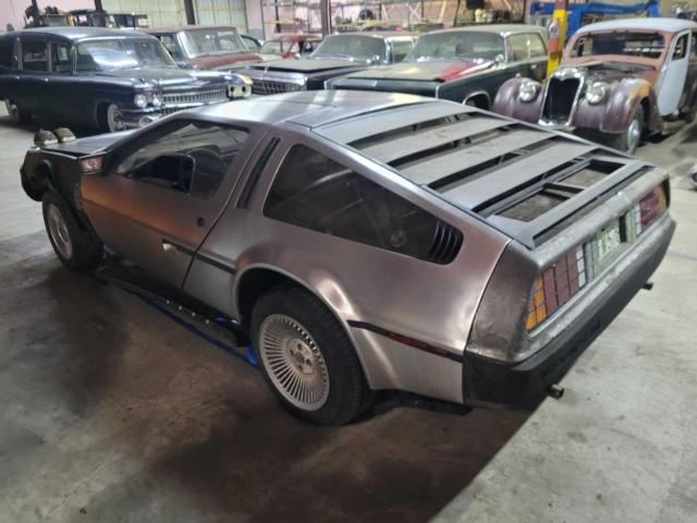 SCEDT26T0BD001625 - 1981 DELOREAN DMC-12 SILVER photo 3