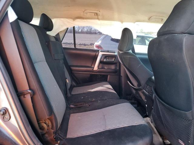 JTEBU5JR0G5311427 - 2016 TOYOTA 4RUNNER SR5/SR5 PREMIUM 灰色 照片 11