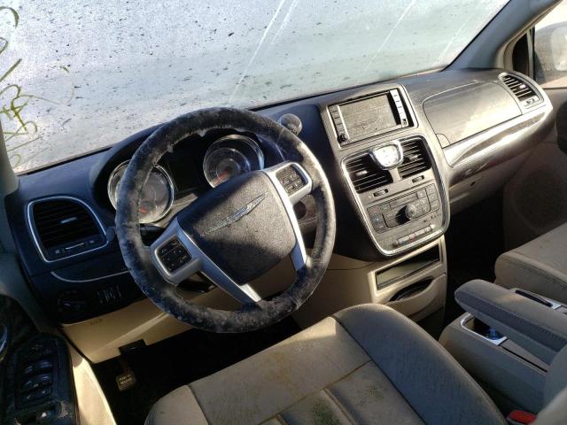 2C4RC1BG6DR557778 - 2013 CHRYSLER TOWN & COU TOURING ვერცხლისფერი ფოტო 8