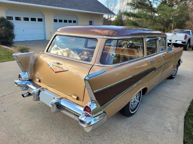 VB57N173900 - 1957 CHEVROLET WAGON BROWN photo 4