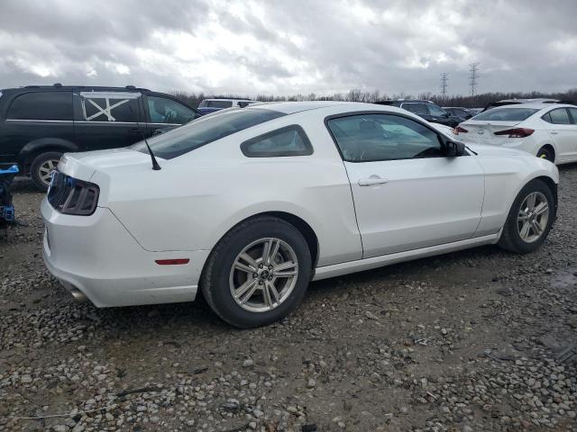 1ZVBP8AM4E5319221 - 2014 FORD MUSTANG WHITE photo 3