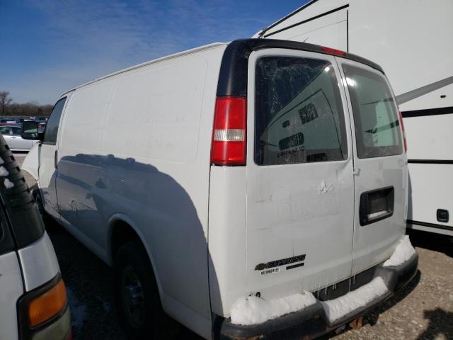 1GCWGFBA9E1115700 - 2014 CHEVROLET EXPRESS G2 WHITE photo 2