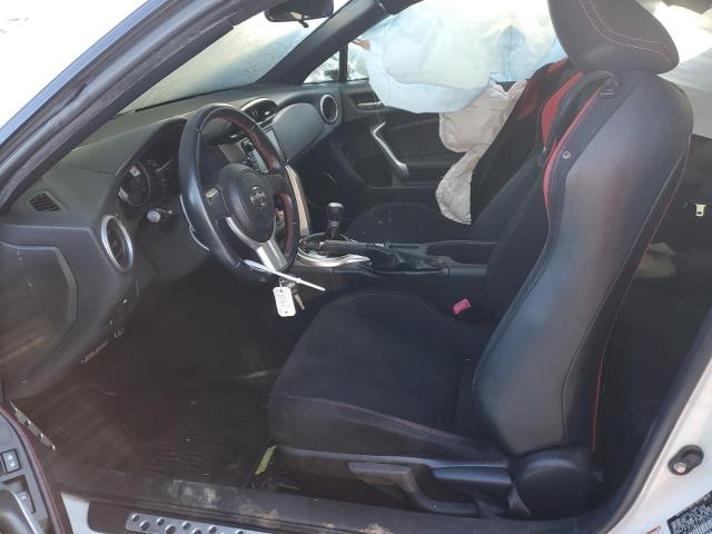 JF1ZNAA1XG8705296 - 2016 TOYOTA SCION FR-S WHITE photo 7
