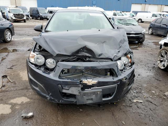 1G1JA5SG9F4211443 - 2015 CHEVROLET SONIC LS 黑色 照片 5