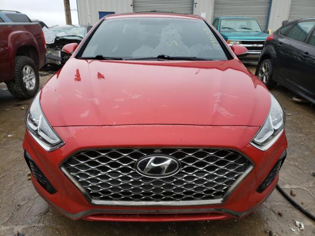 5NPE34AF6KH800377 - 2019 HYUNDAI SONATA LIMITED RED photo 5