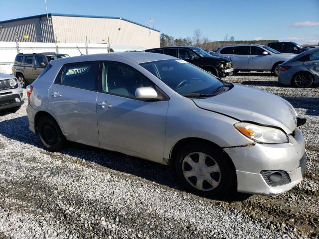 2T1KU4EE5AC254979 - 2010 TOYOTA COROLLA MA SILVER photo 4