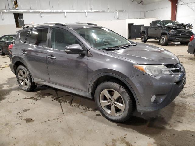 2T3RFREV3FW332940 - 2015 TOYOTA RAV4 XLE GRAY photo 4