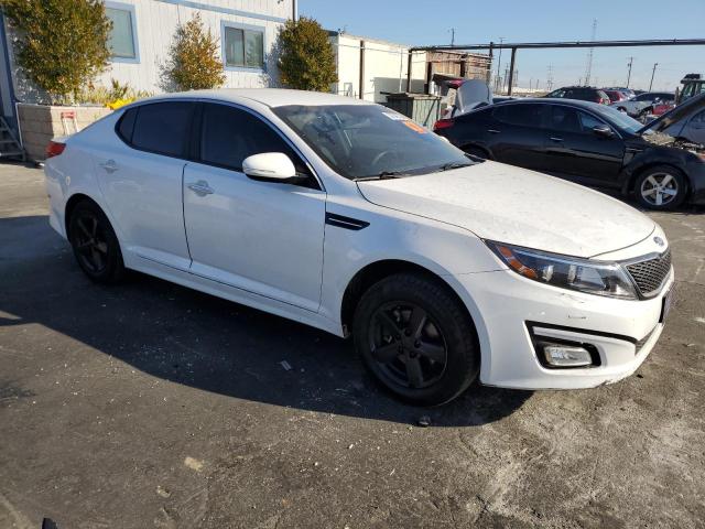 KNAGM4A79F5664747 - 2015 KIA OPTIMA LX WHITE photo 4