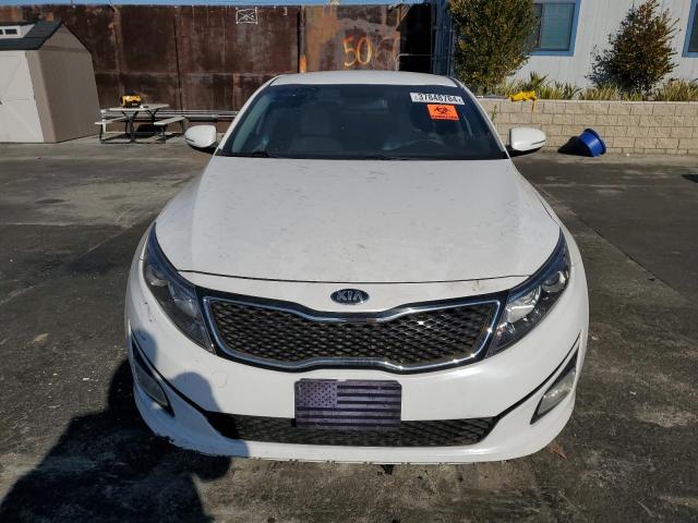 KNAGM4A79F5664747 - 2015 KIA OPTIMA LX WHITE photo 5