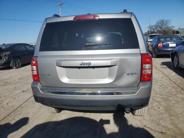 1C4NJRFB2GD692622 - 2016 JEEP PATRIOT LATITUDE SILVER photo 6