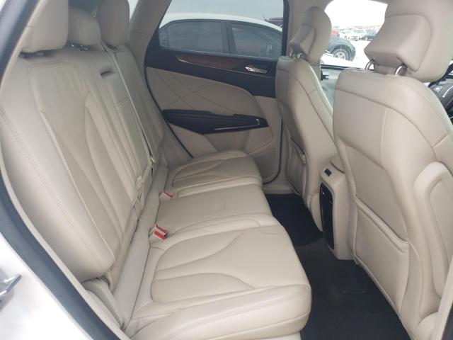 5LMCJ2C98HUL12869 - 2017 LINCOLN MKC SELECT 白色 照片 11