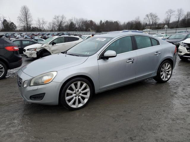 YV1902FH3D1207282 - 2013 VOLVO S60 T6 SILVER photo 1
