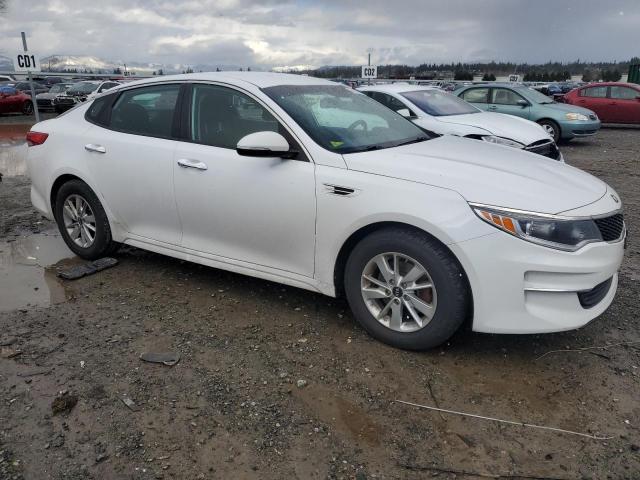 5XXGT4L37JG191418 - 2018 KIA OPTIMA LX WHITE photo 4