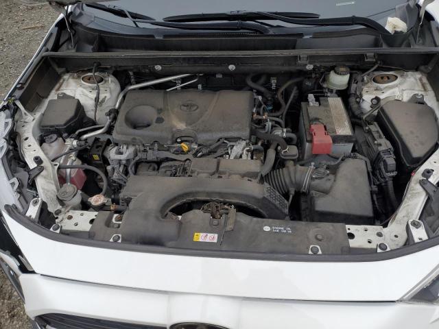 JTMP1RFV7KD028103 - 2019 TOYOTA RAV4 XLE WHITE photo 11