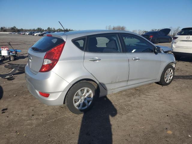 KMHCT5AE7CU004583 - 2012 HYUNDAI ACCENT GLS GRAY photo 3