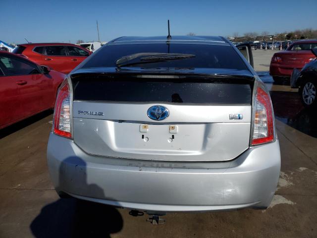 JTDKN3DU8F1988141 - 2015 TOYOTA PRIUS SILVER photo 6