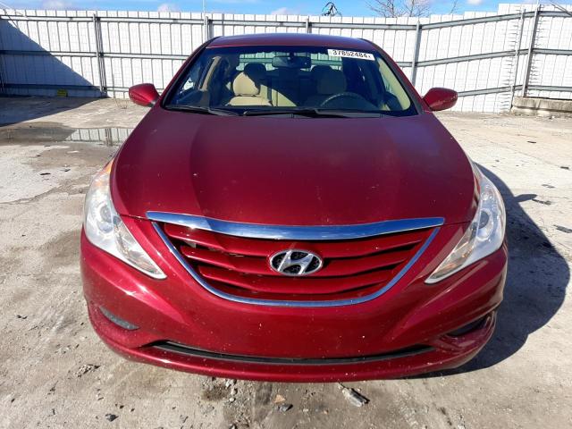 5NPEB4AC9DH524689 - 2013 HYUNDAI SONATA GLS RED photo 5