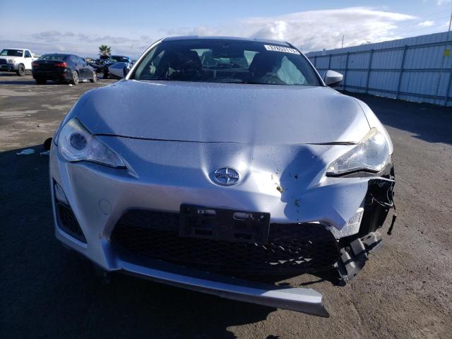 JF1ZNAA18G9705579 - 2016 TOYOTA SCION FR-S SILVER photo 5
