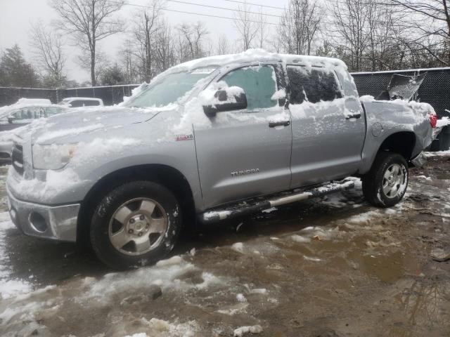 2011 TOYOTA TUNDRA CREWMAX SR5, 