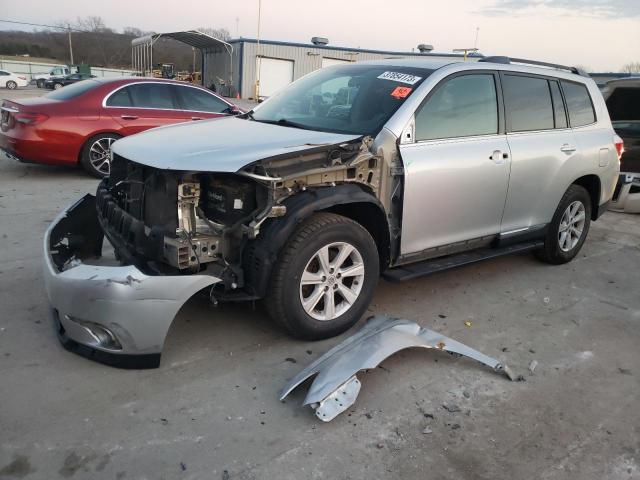 5TDZK3EH2DS100380 - 2013 TOYOTA HIGHLANDER BASE Күміс фото 1