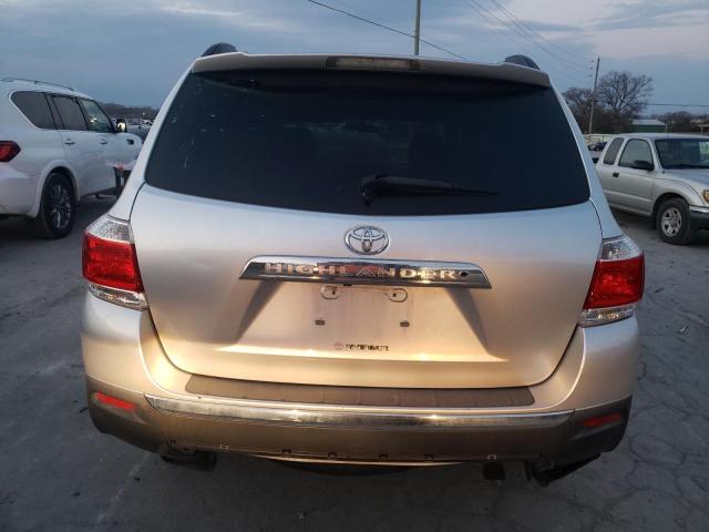 5TDZK3EH2DS100380 - 2013 TOYOTA HIGHLANDER BASE Күміс фото 6