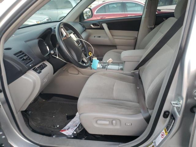 5TDZK3EH2DS100380 - 2013 TOYOTA HIGHLANDER BASE Күміс фото 7