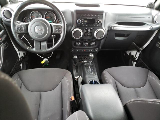 1C4BJWEG4DL580887 - 2013 JEEP WRANGLER U SAHARA WHITE photo 8