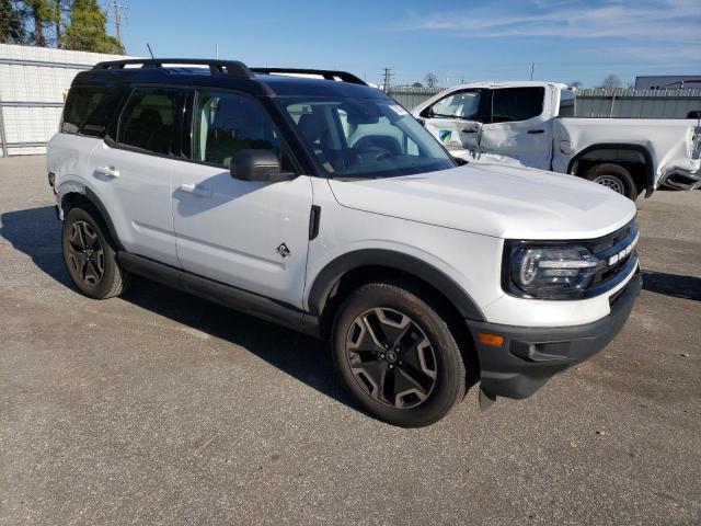 3FMCR9C6XNRD23479 - 2022 FORD BRONCO SPO OUTER BANKS WHITE photo 4