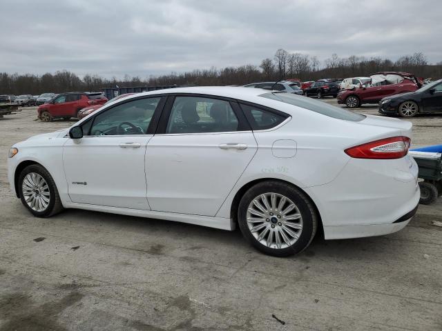 3FA6P0LU2GR307349 - 2016 FORD FUSION SE HYBRID WHITE photo 2