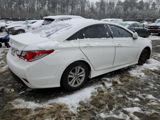 5NPEB4AC9EH884093 - 2014 HYUNDAI SONATA GLS WHITE photo 3