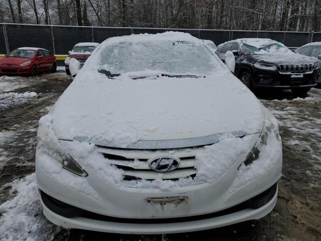 5NPEB4AC9EH884093 - 2014 HYUNDAI SONATA GLS WHITE photo 5