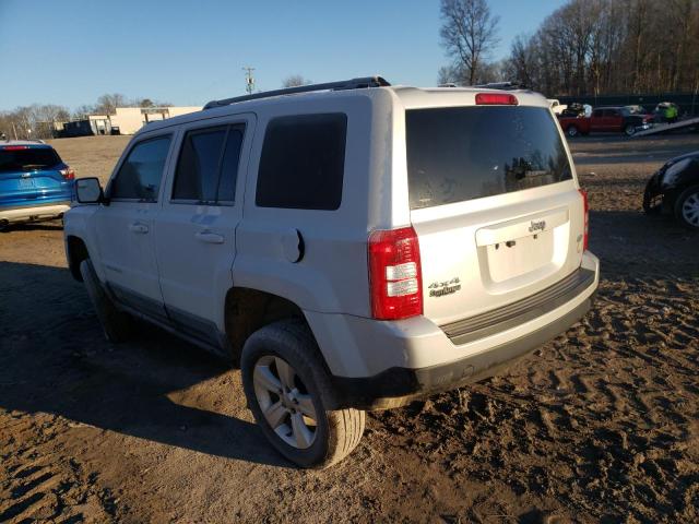 1C4NJRFB8CD686205 - 2012 JEEP PATRIOT LATITUDE WHITE photo 2