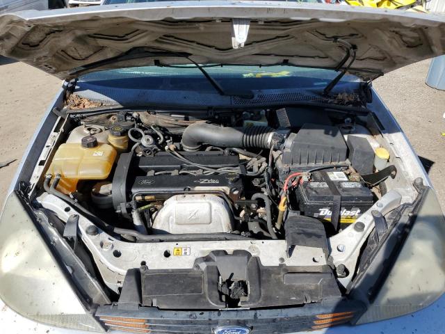 1FAFP34303W232018 - 2003 FORD FOCUS SE COMFORT SILVER photo 11