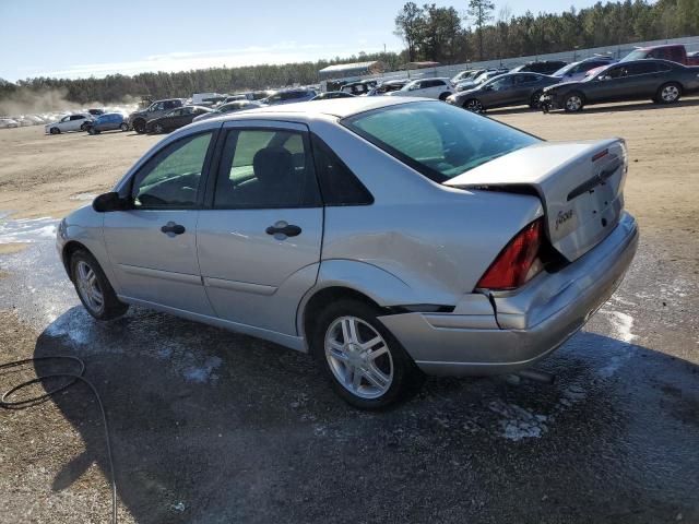 1FAFP34303W232018 - 2003 FORD FOCUS SE COMFORT SILVER photo 2