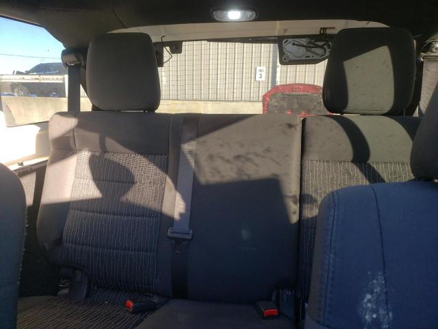 1C4BJWEG3CL161072 - 2012 JEEP WRANGLER U SAHARA SILVER photo 10