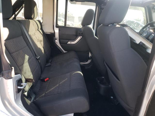 1C4BJWEG3CL161072 - 2012 JEEP WRANGLER U SAHARA SILVER photo 11
