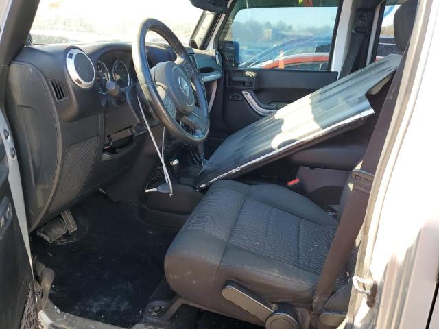 1C4BJWEG3CL161072 - 2012 JEEP WRANGLER U SAHARA SILVER photo 7