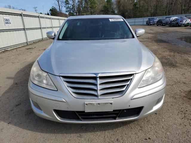 KMHGC4DF9BU118762 - 2011 HYUNDAI GENESIS 4.6L SILVER photo 5