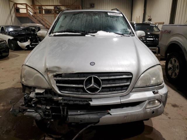 4JGAB75E12A335708 - 2002 MERCEDES-BENZ ML 500 SILVER photo 5