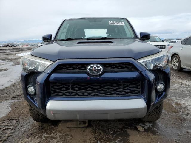 JTEBU5JR4E5159259 - 2014 TOYOTA 4RUNNER SR5 BLUE photo 5