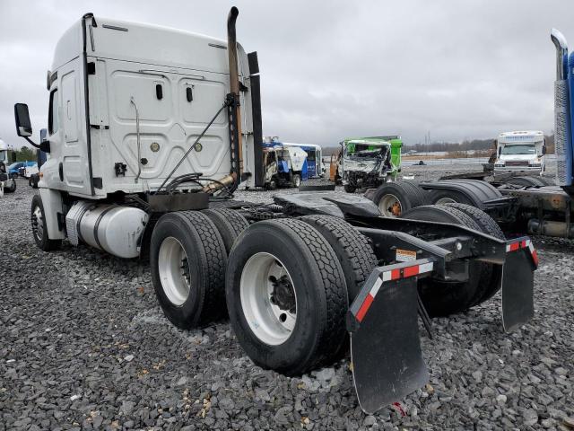 3AKJGLDRXLDKY6664 - 2020 FREIGHTLINER CASCADIA 1 WHITE photo 3